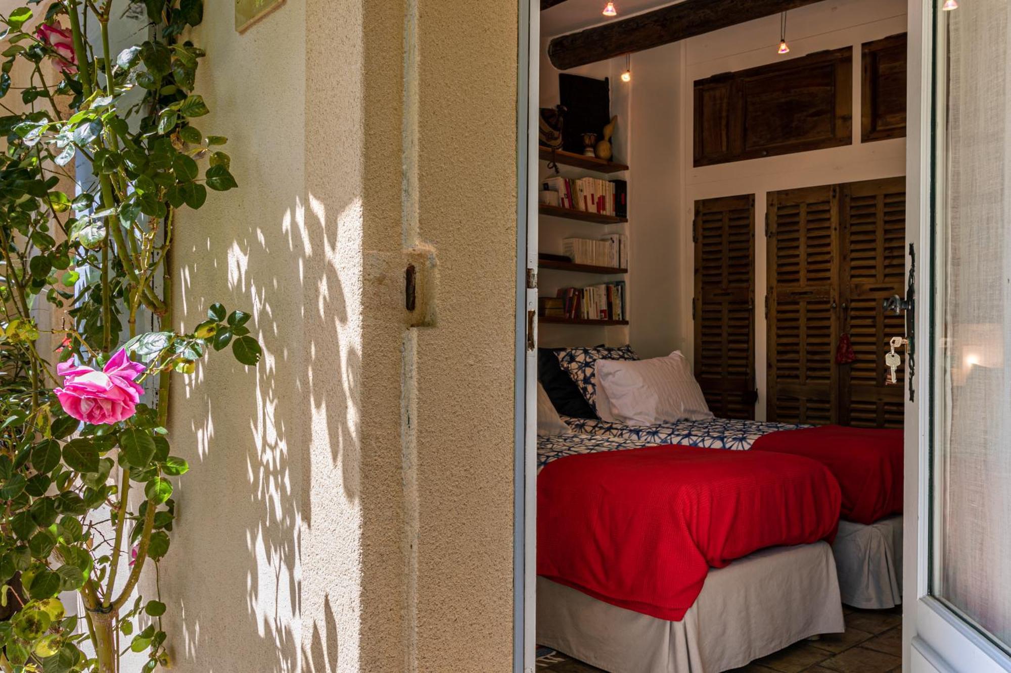 Chambres D'Hotes Domaine Des Machottes Grans Kültér fotó