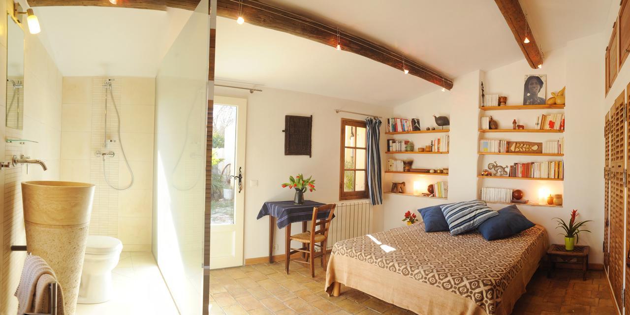 Chambres D'Hotes Domaine Des Machottes Grans Kültér fotó