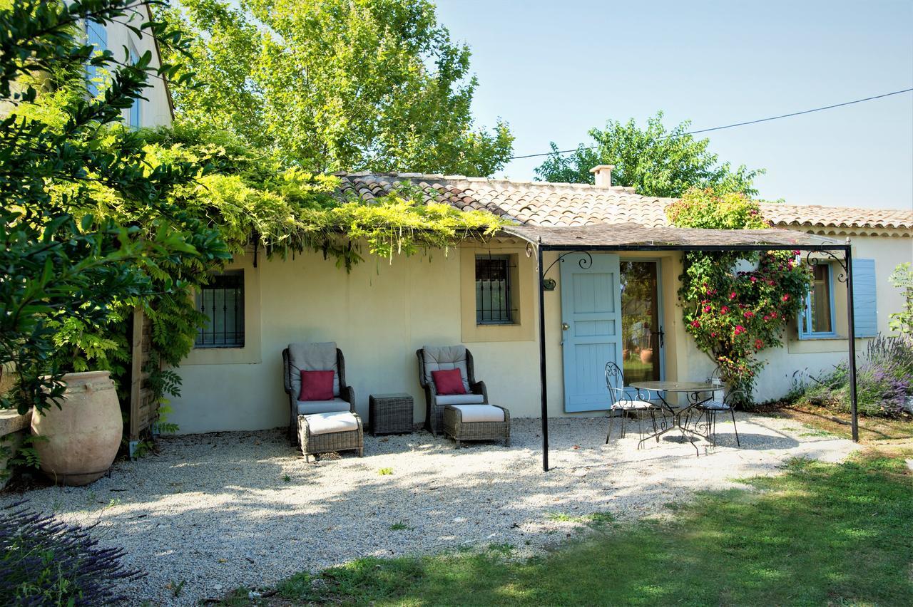 Chambres D'Hotes Domaine Des Machottes Grans Kültér fotó