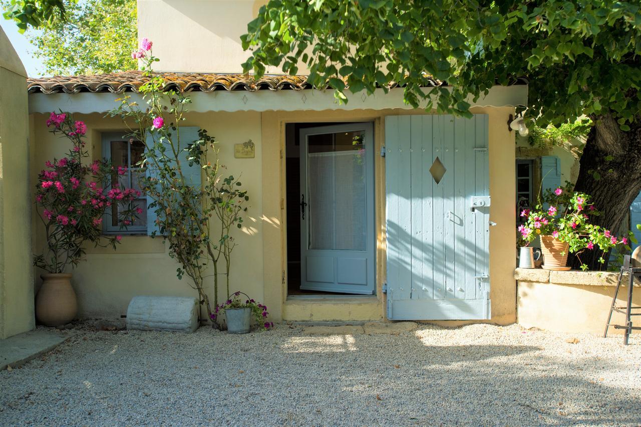 Chambres D'Hotes Domaine Des Machottes Grans Kültér fotó